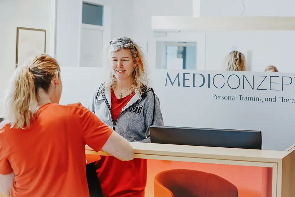 ausbildung empfang bild